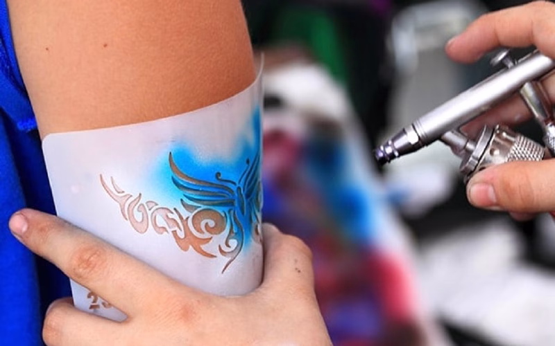 تکنیک تتو بدن بهصورت نیمهدائمی