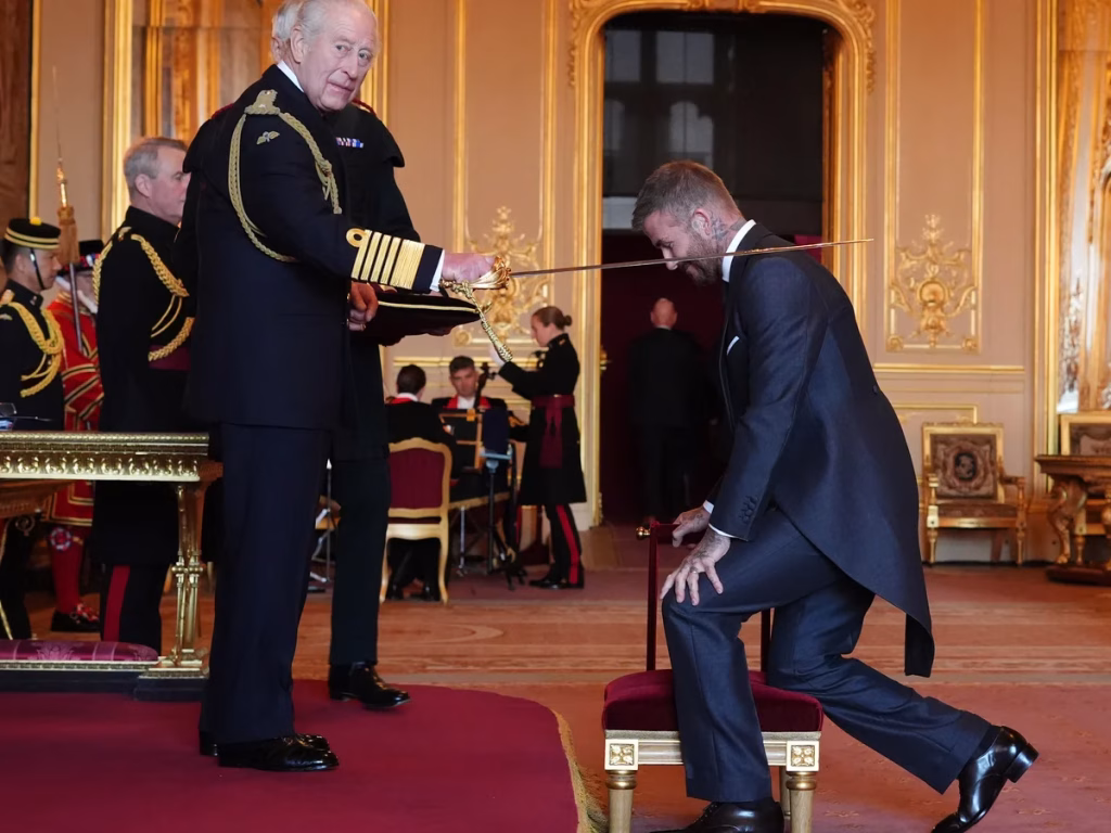 اعطای لقب شوالیه به دیوید بکام