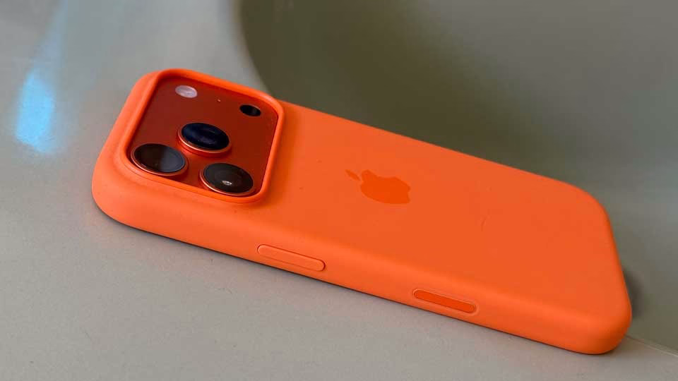 قاب سیلیکونی آیفون